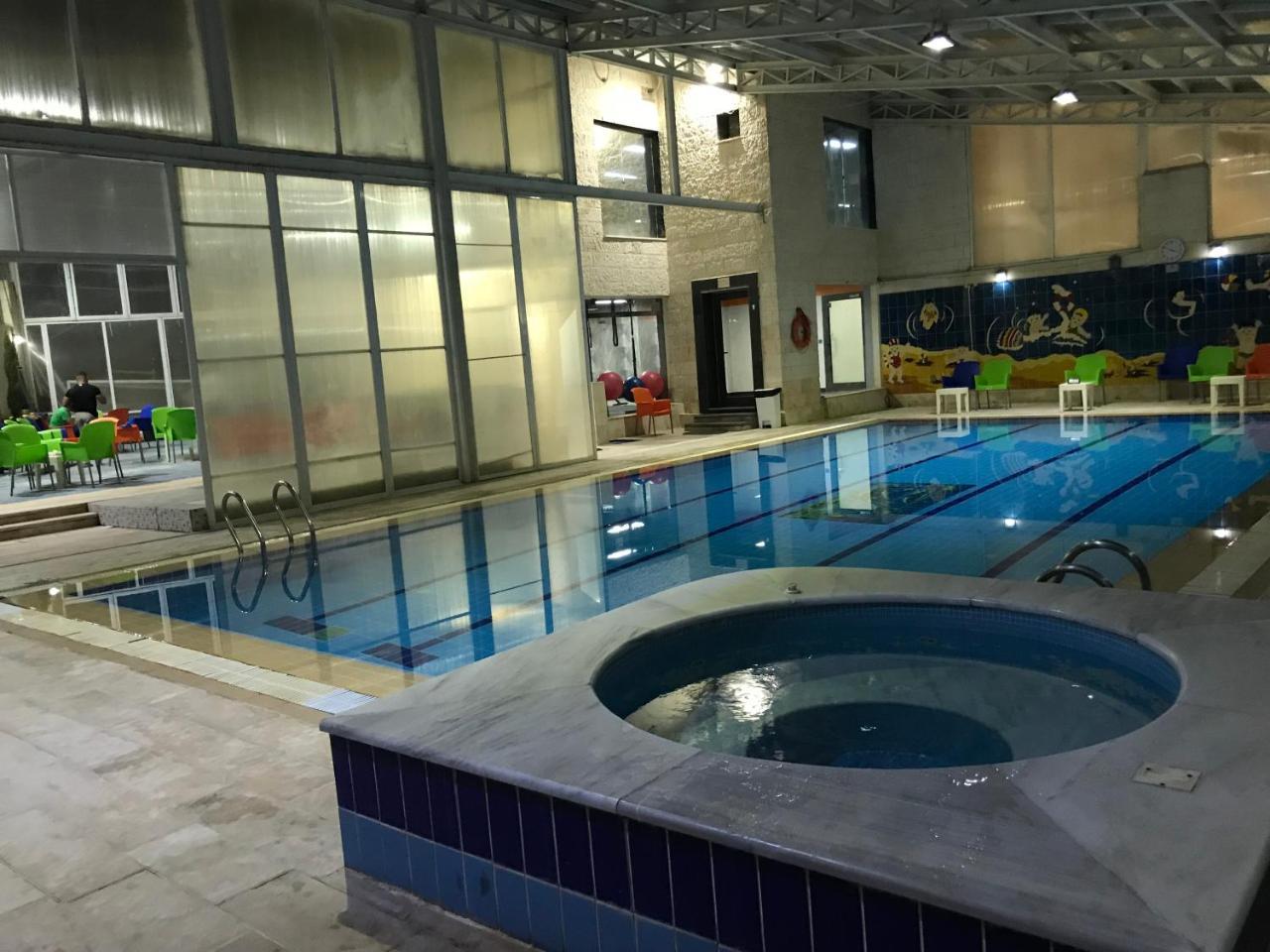 Badan Suites Safut Esterno foto